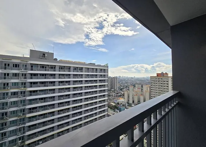 Citispace 1br Condotel At Fame Residences #fm49a Apartment